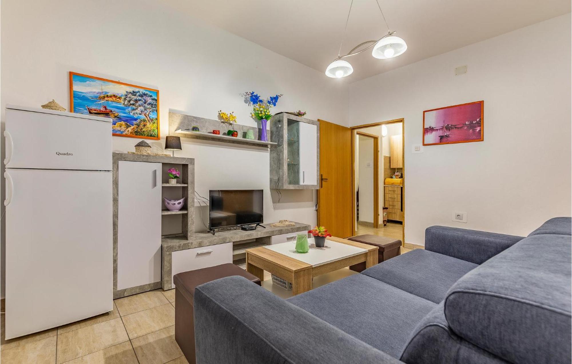 Amazing Apartment In Pula With Kitchen ภายนอก รูปภาพ